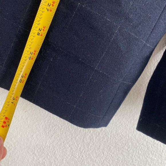 Banana Republic Men's Tailored Slim Fit Wool Blend Suit Blazer - 46R - Picture 7 of 10